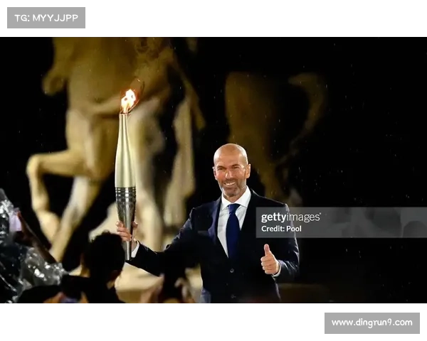 从技术与荣誉双维度解析如何判断齐达内真正的职业巅峰时期