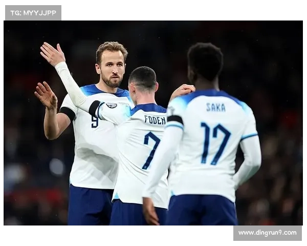 凯恩首次入选英格兰国家队的时间是2015年。