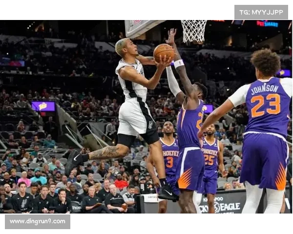 如何帮助杰里米埃文斯突破自我成为篮球明星球员的有效路径 如何帮助杰里米埃文斯突破自我成为篮球明星球员的有效路径