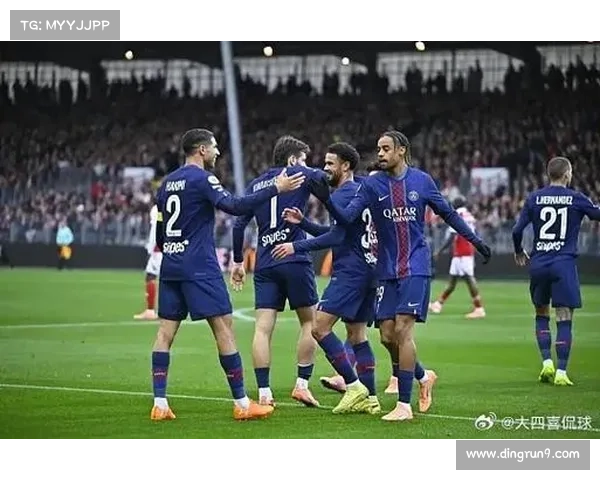 巴黎圣日耳曼明星球员遭遇伤病困扰 恐影响球队赛季表现 巴黎圣日耳曼明星球员遭遇伤病困扰 恐影响球队赛季表现